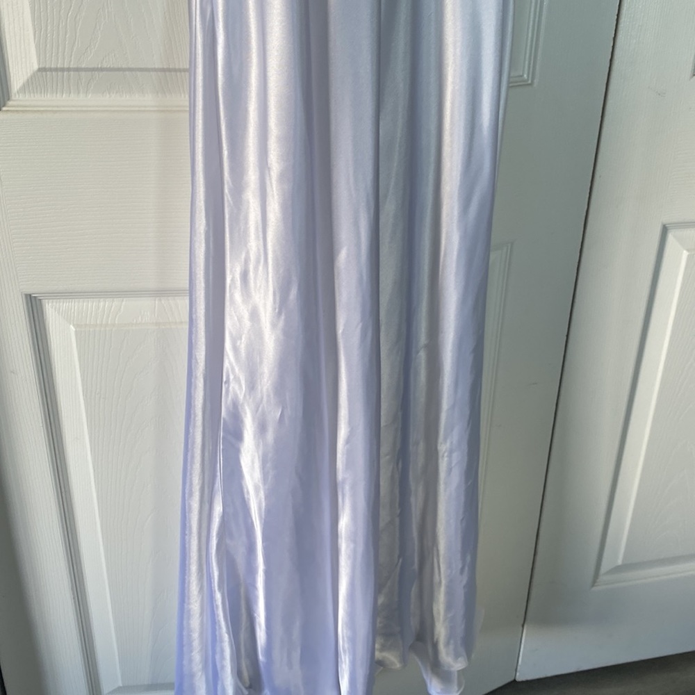 Davids Bridal silky Wedding Gown new - Picture 9 of 10
